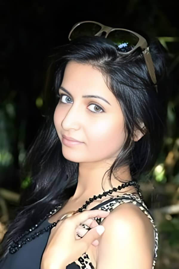 escort service in agra
